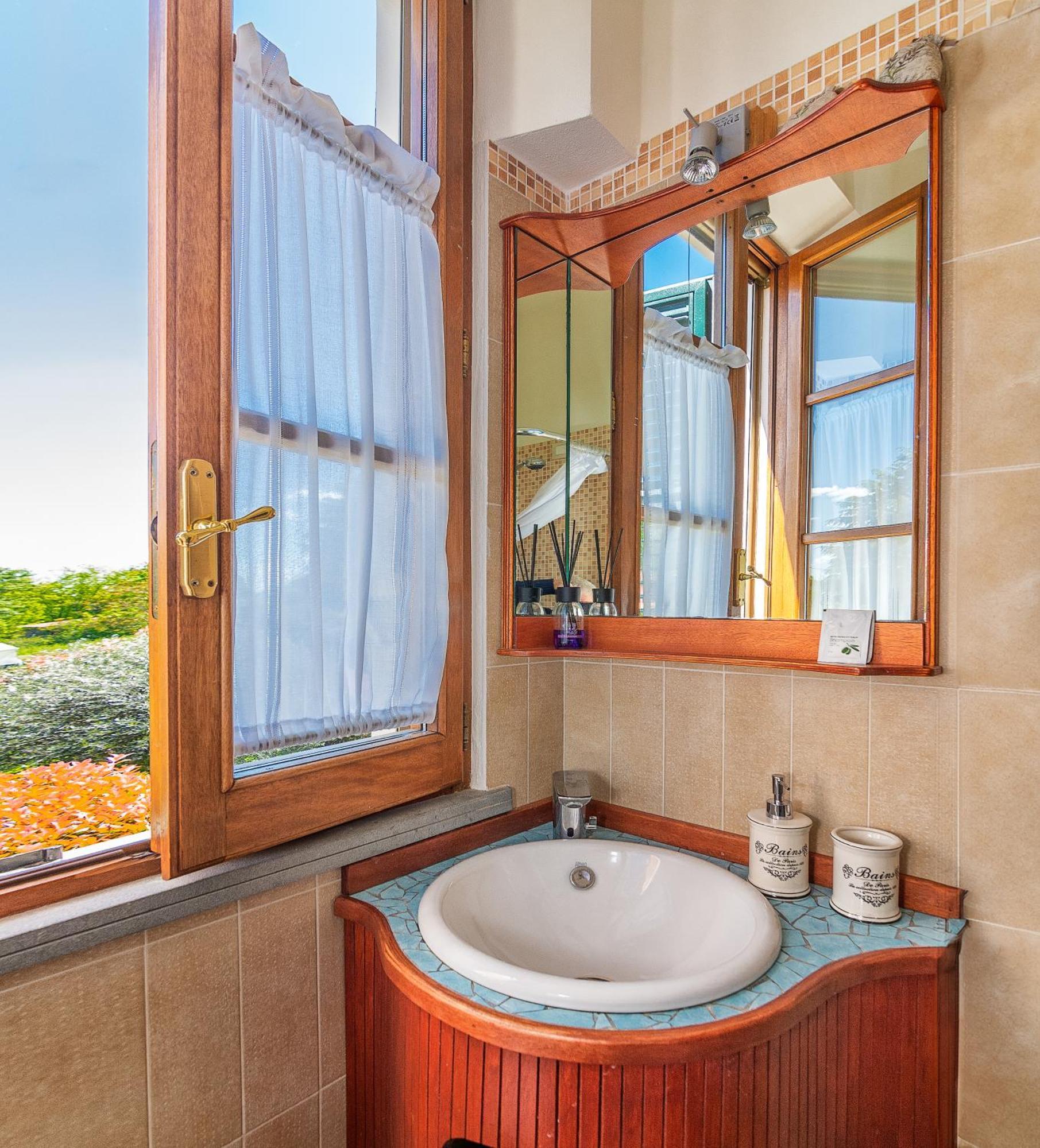 B&B Il Giardino Dei Poeti And Apartaments Lucca Ngoại thất bức ảnh